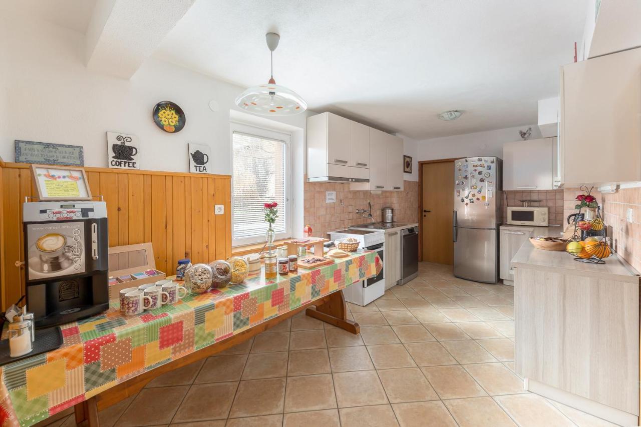 Hostel Mama Minka Bohinj ภายนอก รูปภาพ