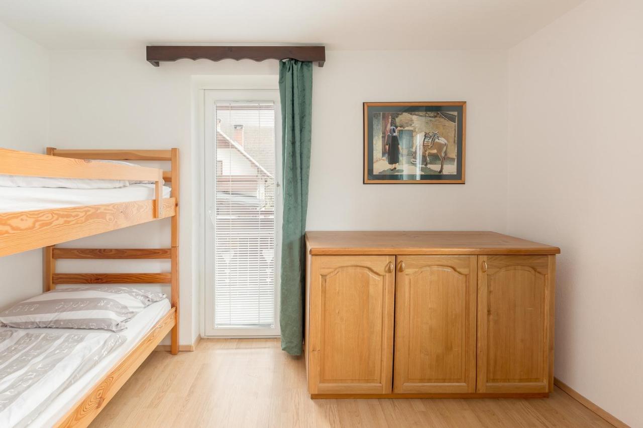 Hostel Mama Minka Bohinj ภายนอก รูปภาพ
