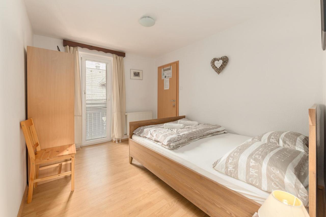 Hostel Mama Minka Bohinj ภายนอก รูปภาพ
