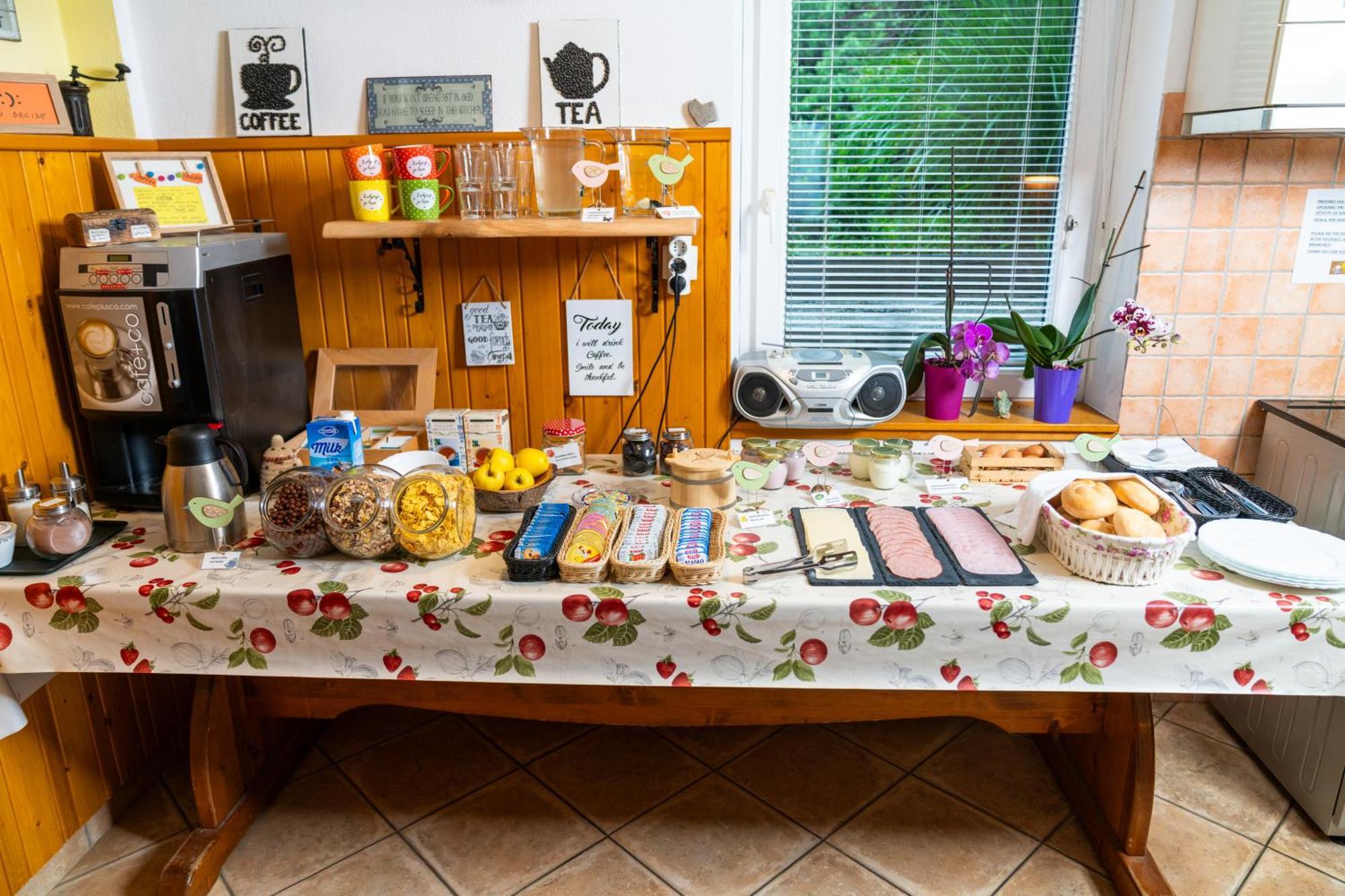 Hostel Mama Minka Bohinj ภายนอก รูปภาพ
